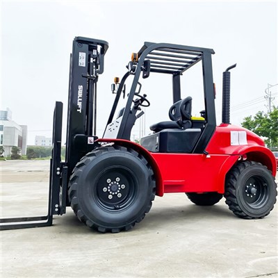 Kompaktný terénny vysokozdvižný vozík